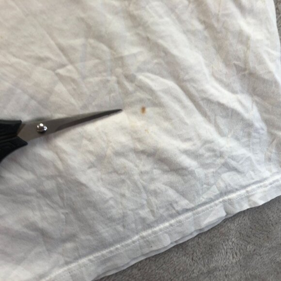 Supreme Mens T-Shirt Medium White Classic Short Sleeve Crew Neck FLAWS - Picture 9 of 16